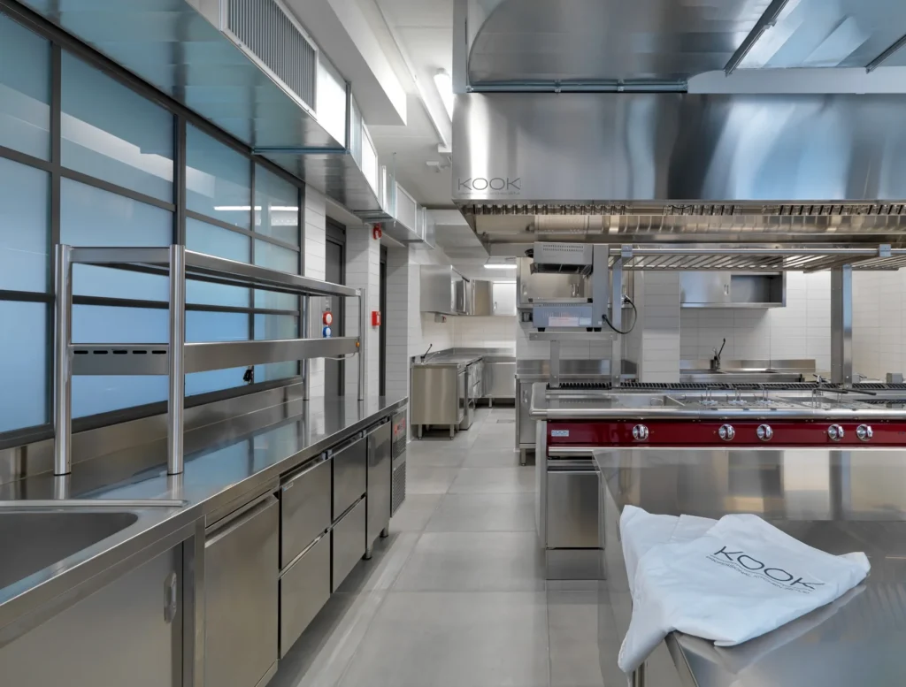 NH Murano - Linea di lavoro in cucina